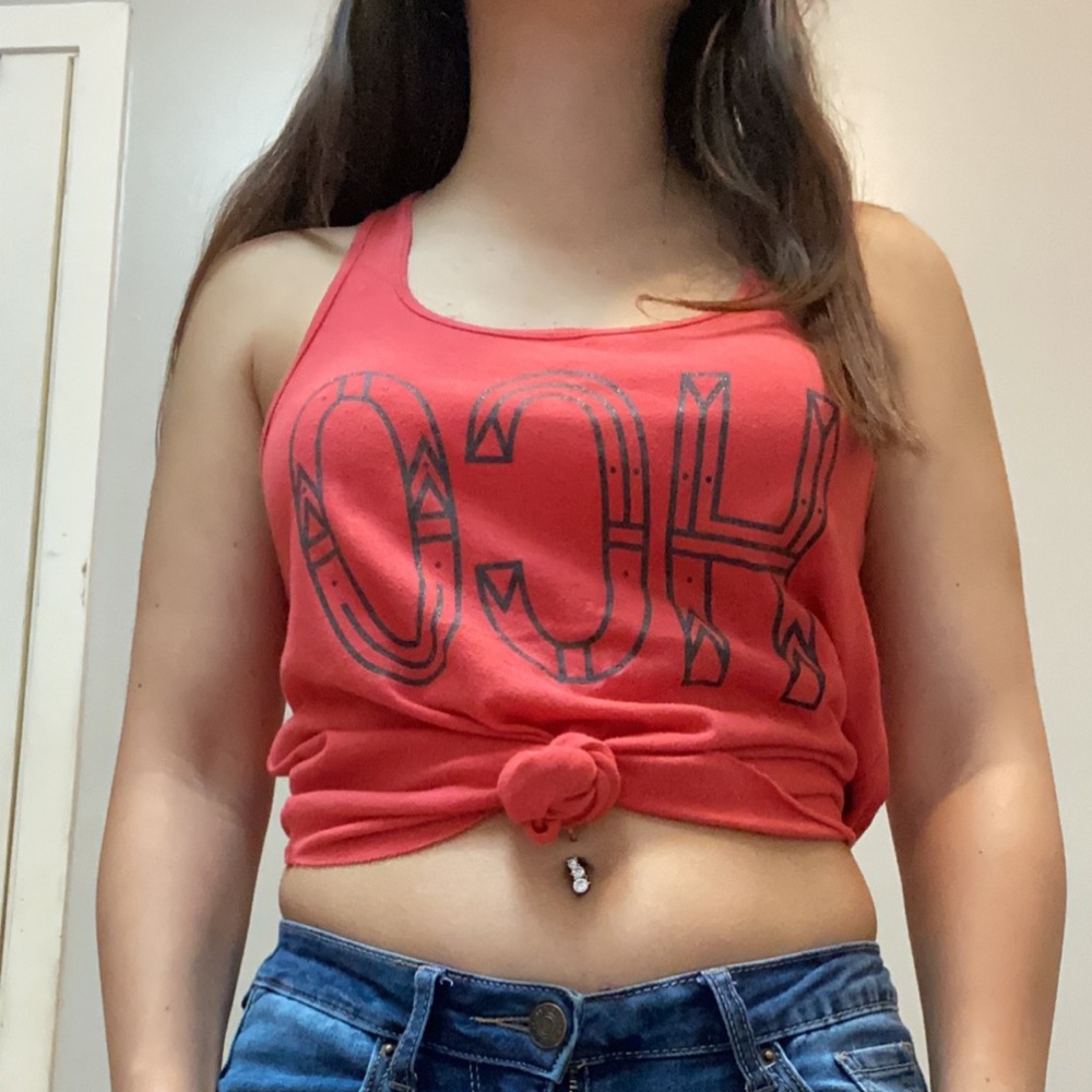 HOLLISTER TANK